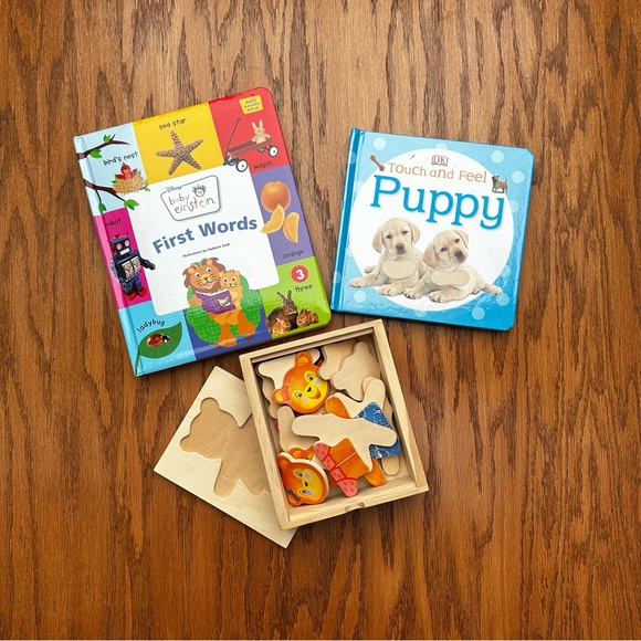 Lot of 2 children’s books and wooden puzzle - Picture 1 of 6